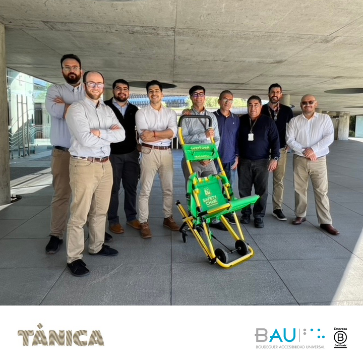 Capacitación en Sillas de Evacuación para Simulacros en Tánica | BAU Accesibilidad
