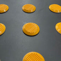 Botón Podotáctil con Vastago ABS | Ruta Accesible