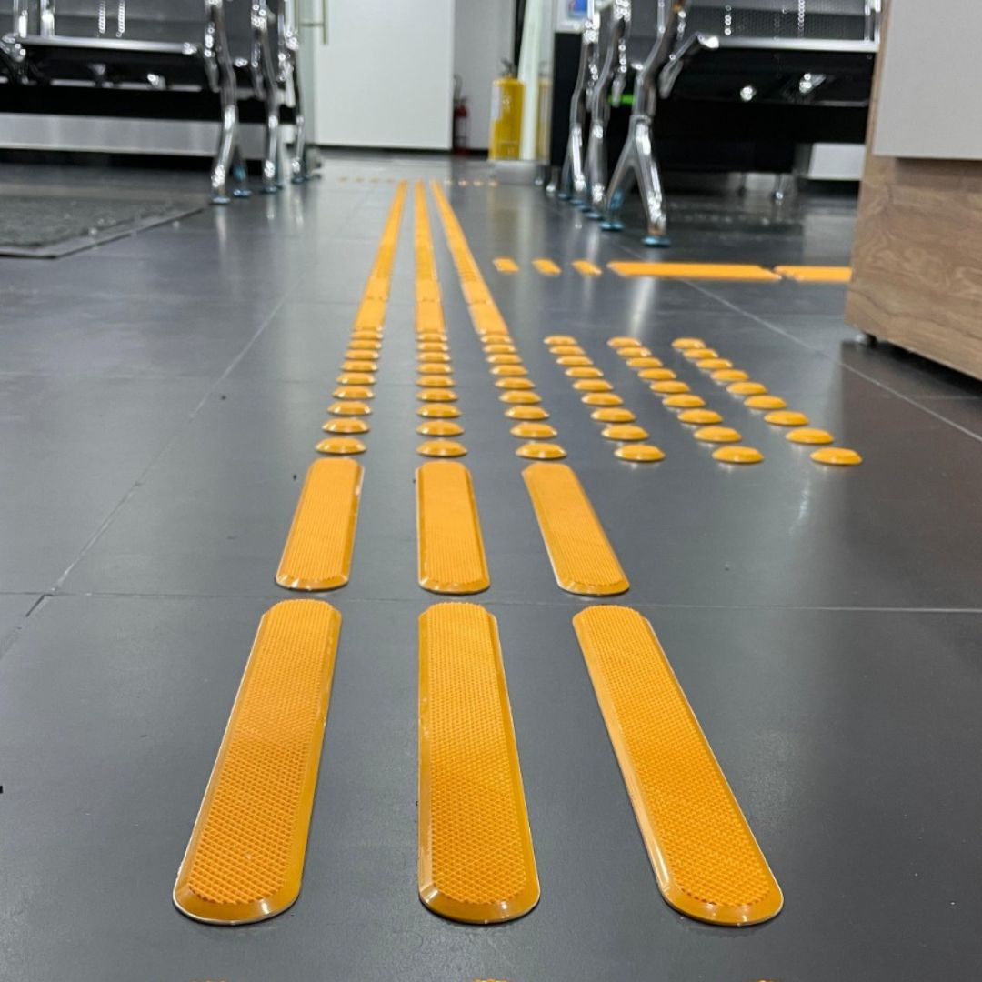 Barra Podotáctil Vastago ABS | Ruta Accesible